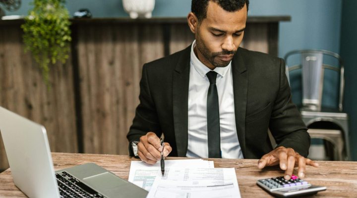 it support financial services