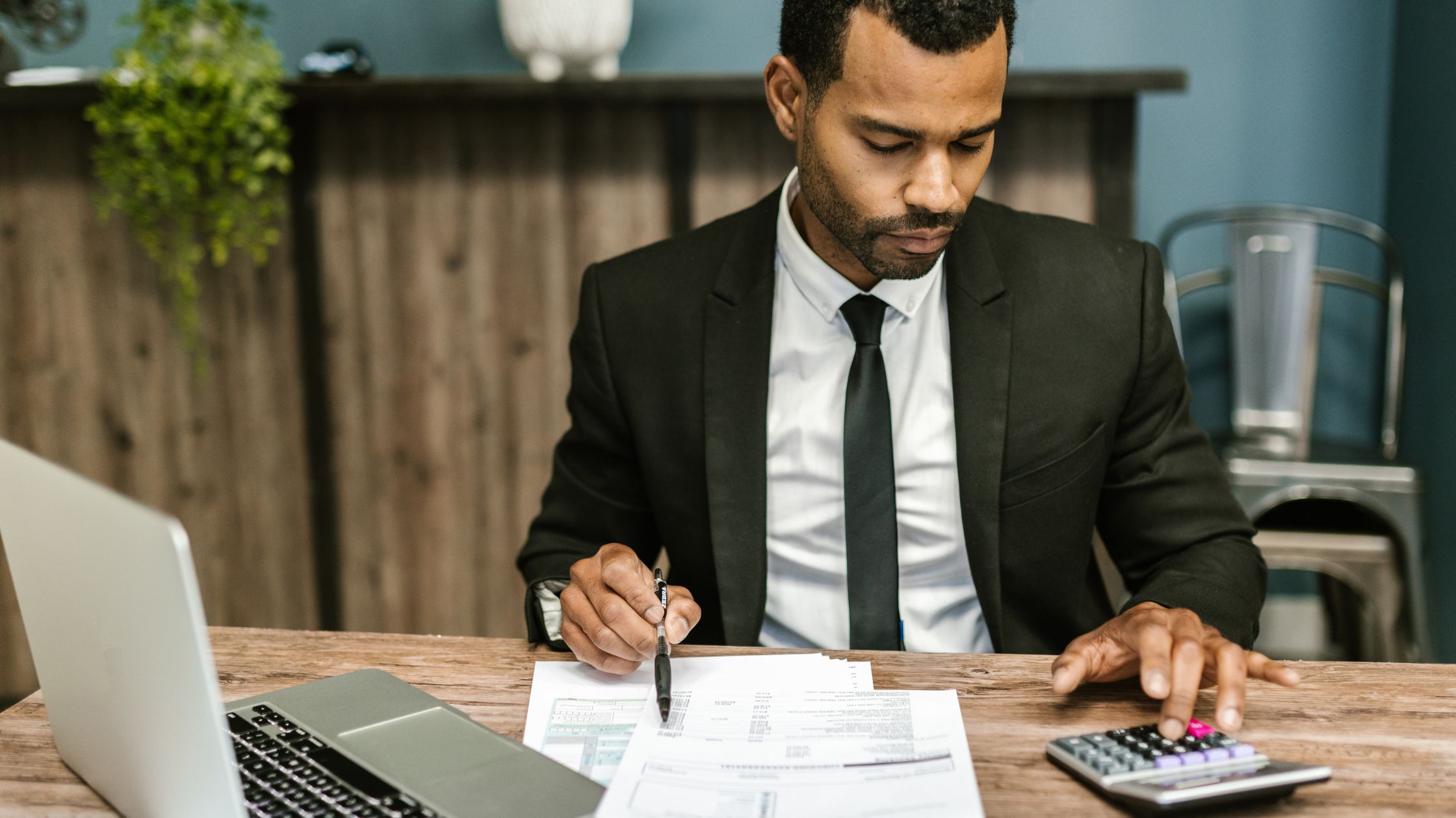 it support financial services